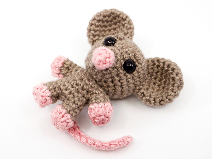 Amigurumi Mini Noso Mouse Crochet Pattern