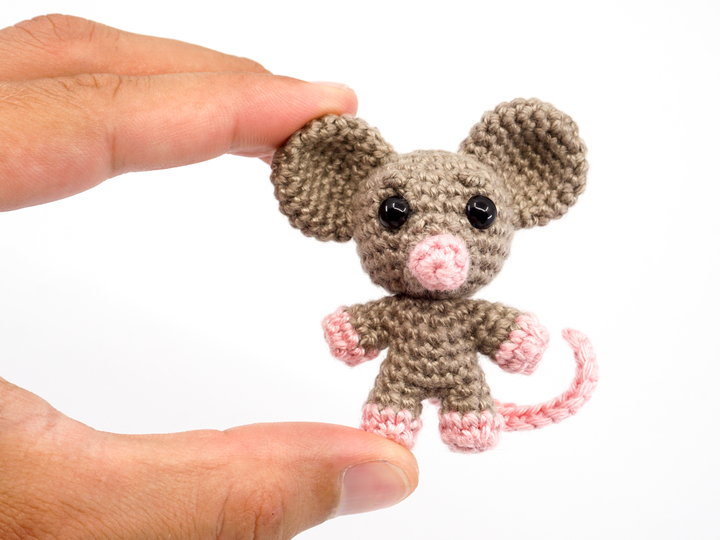 Amigurumi Mini Noso Mouse Crochet Pattern