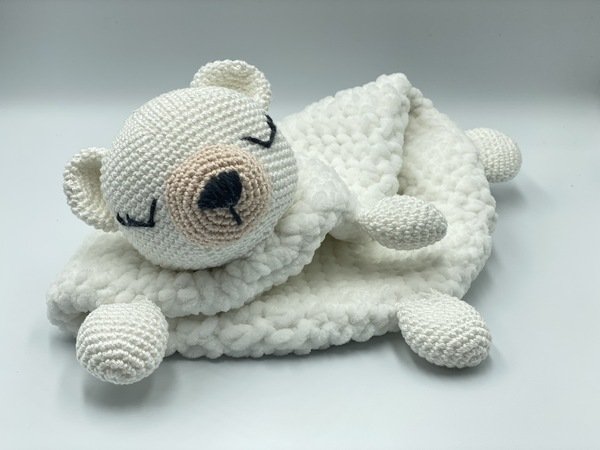 Crochet Pattern - cuddly bear