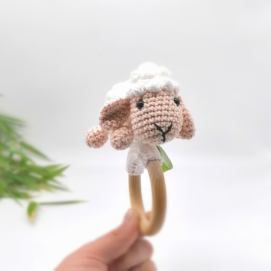 Schaf - Rassel "Ella" Häkelanleitung