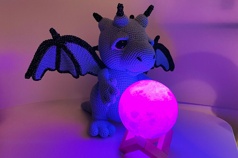 Leuchtender Drache Häkelanleitung Amigurumi