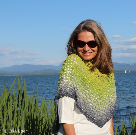 Triangle Shawl “Network 2.0” Crochet Pattern