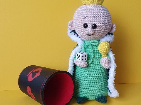 Häkelanleitung König Karlchen, der Spielekönig