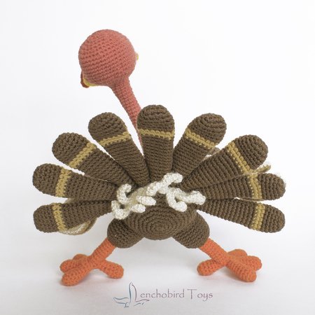 Amigurumi pattern for the crochet turkey