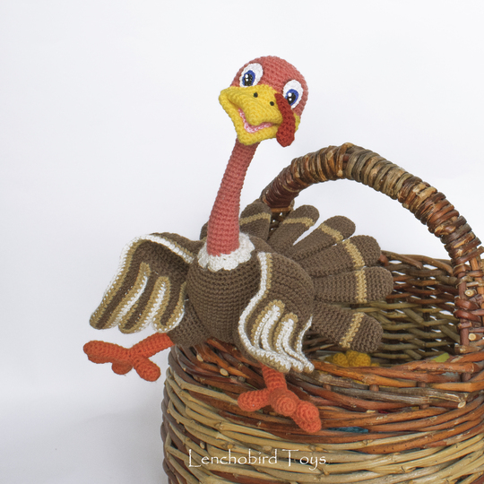 Amigurumi pattern for the crochet turkey