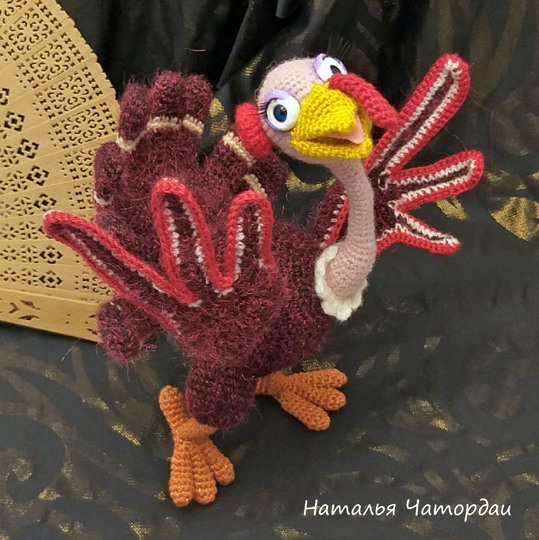 Amigurumi pattern for the crochet turkey