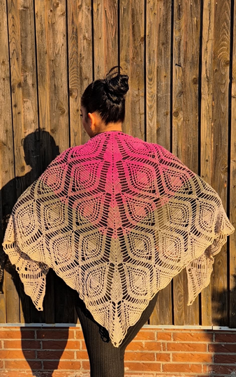 Crochet Pattern Triangle Shawl Segen der Engel – with Crochet Chart