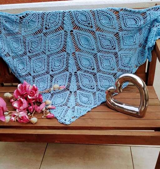 Crochet Pattern Triangle Shawl Segen der Engel – with Crochet Chart
