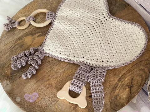 Häkelanleitung Kuschel-/und Spieltuch "Herz"