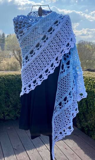 Anleitung Honua Kai - "Meereswelt", Halbmondtuch