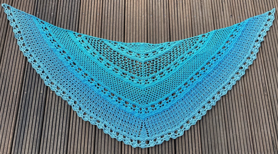 Anleitung Honua Kai - "Meereswelt", Halbmondtuch