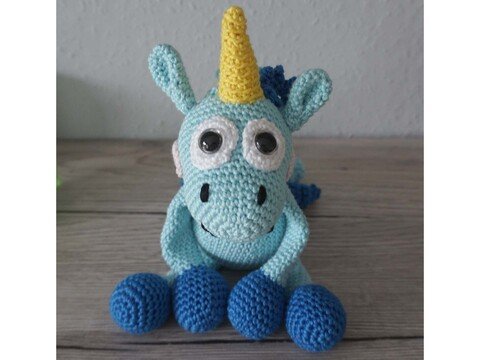 Amigurumi Häkelanleitung Einhorn Fluffy der II.