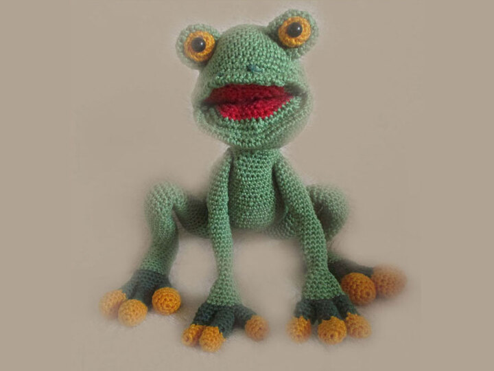 Nosy Frog