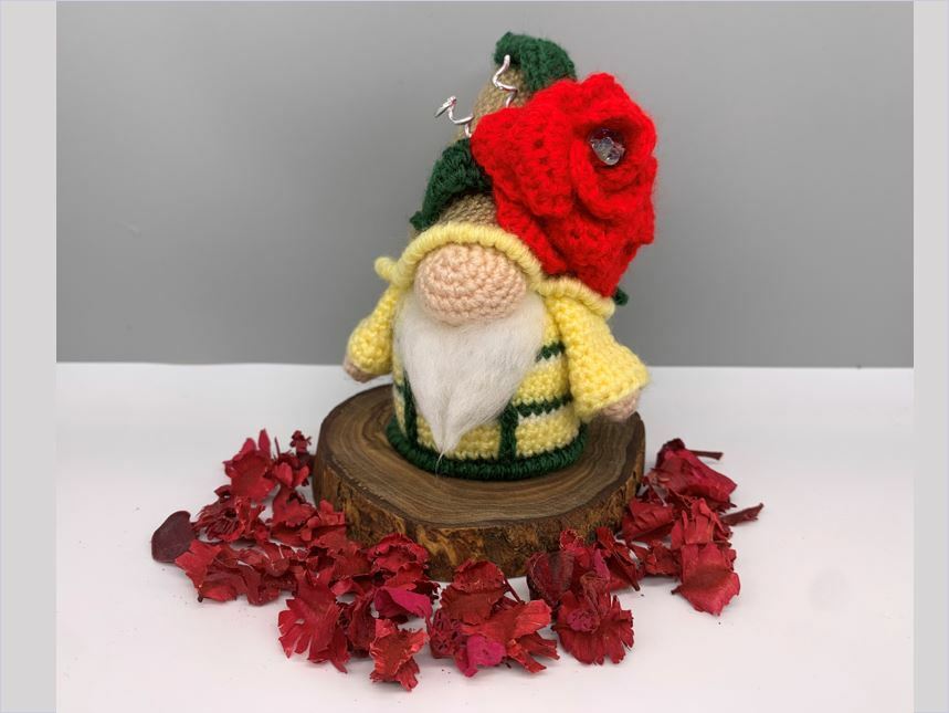 Pattern flower gnome roses i  photos and pictures Pattern flower gnome roses i  photos and pictures