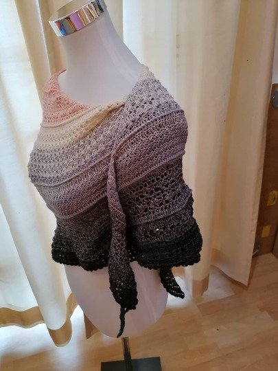 Simsalabim flaches Dreieckstuch Häkelanleitung