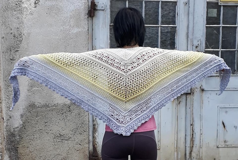 Simsalabim flaches Dreieckstuch Häkelanleitung