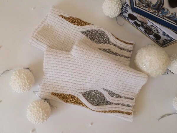 Fingerless Gloves. Crochet pattern