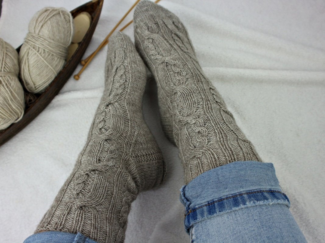 Knitting Pattern PDF Cable Socks – Elegant Cabled Socks - Image 23