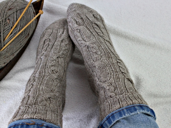 Knitting Pattern PDF Cable Socks – Elegant Cabled Socks