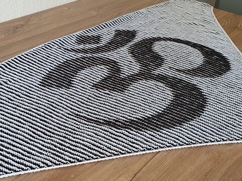 OM Symbol, Shadow Knitting, Illusion Knitting, Motiif Shawl