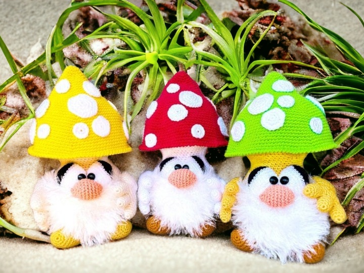 Mushroom Gnomes - Crochet Pattern from Diana´s kleiner Häkelshop