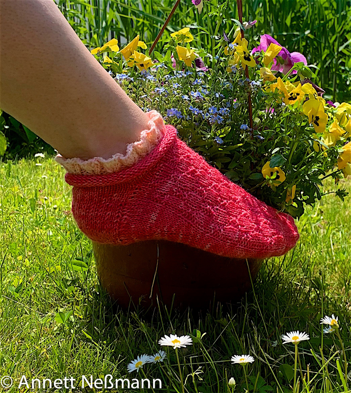 Sneakersocken Solares mit Rüschenrand