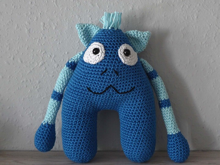 Amigurumi Häkelanleitung für das liebe Kuschelmonster Barney!