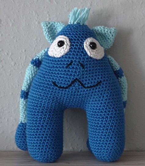 Amigurumi Häkelanleitung für das liebe Kuschelmonster Barney!
