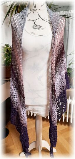 Häkelanleitung großes luftiges Dreieckstuch Rosana