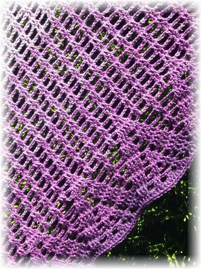 Häkelanleitung großes luftiges Dreieckstuch Rosana