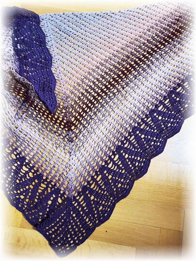 Häkelanleitung großes luftiges Dreieckstuch Rosana