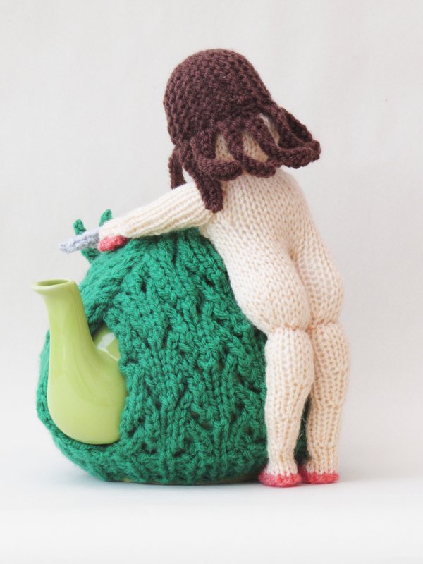 Naked Gardener Tea Cosy Knitting Pattern - Image 2
