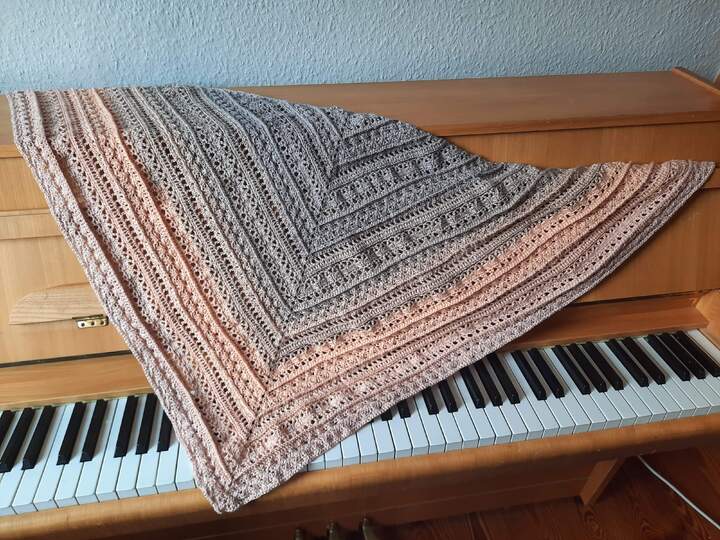 Tuch Naomi häkeln Dreieckstuch