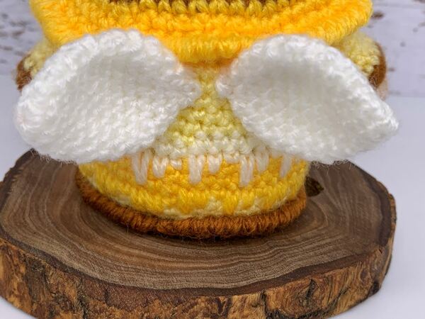 Crochet Pattern Bee Gnome III