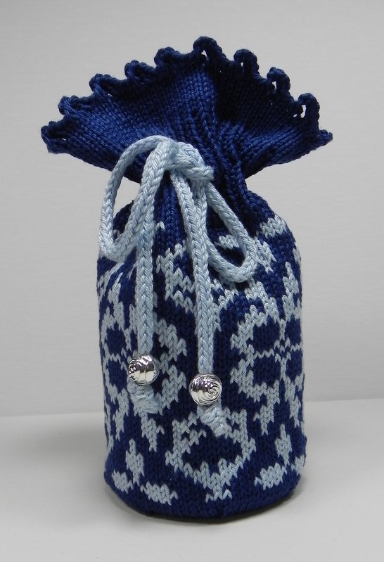 Geschenkbeutel filigranes Blumen-Muster Strickanleitung - Bild 4