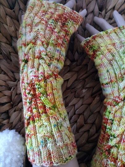 Anleitung Handstulpen wilder Bachlauf