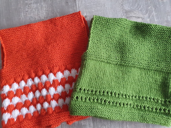 Strickanleitungen für 2 verschiedene Babywesten in der Größe 56/62!