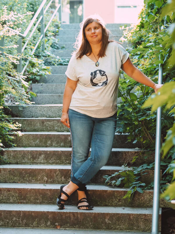 Anleitung Basic Shirt mit Ärmelaufschlag Größe 46-56