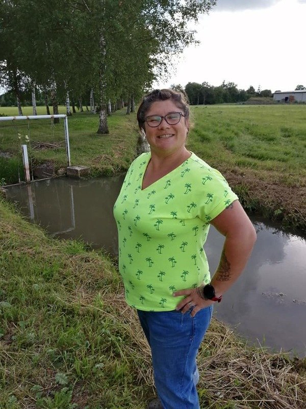 Anleitung Basic Shirt mit Ärmelaufschlag Größe 46-56 - Bild 3