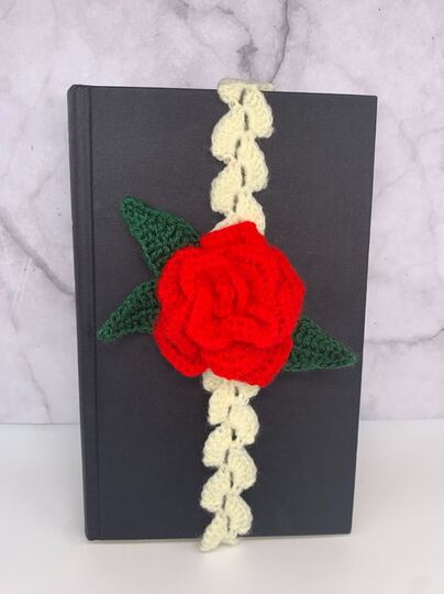 Crochet pattern - 3-in-1 bookmarks: peacock feather, rose and sunflower