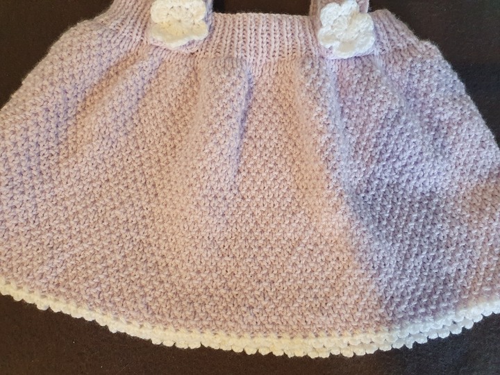 Strickanleitung Baby Röckchen mit Trägern Größe 80/86!