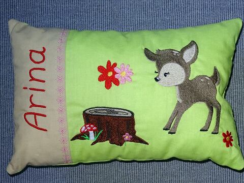 Reh Stickdatei inkl. Taschenbild und ITH Kissen