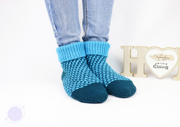 2 in 1 PDF set: hat & socks “Casual”, all sizes