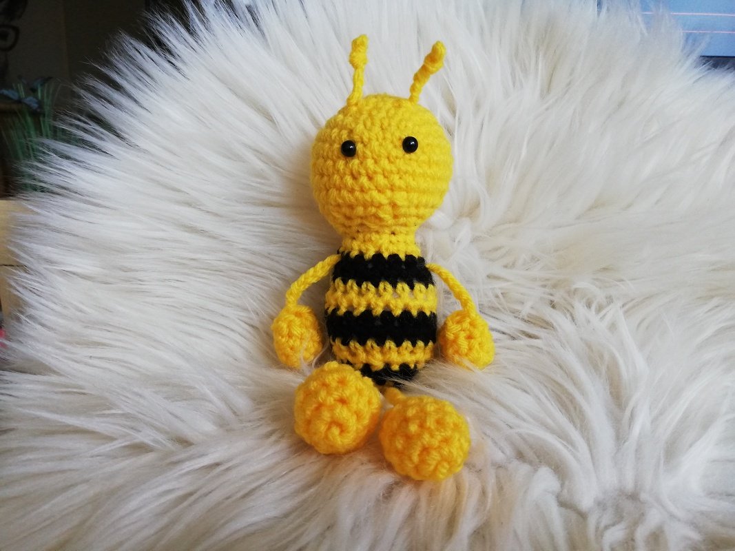 Häkelanleitung Bienchen - perfekt als Schlüsselanhänger - Bild 2