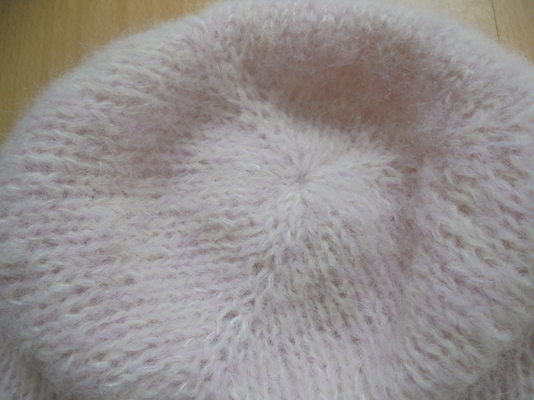 Weiche Mütze mit Rollrand aus Alpaka mit Seide - Bild 5