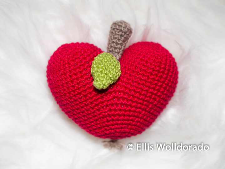 kleine Herz-Äpfel, Häkelanleitung
