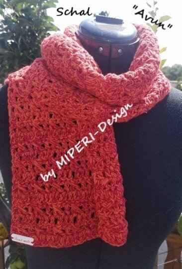 Schal  „Avun“