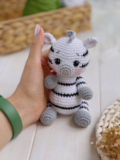 Safari Zebra Häkelanleitung Amigurumi PDF