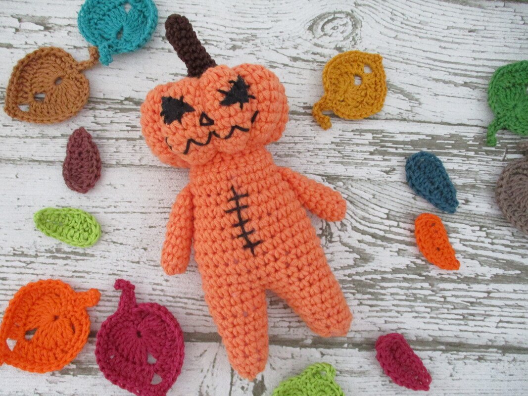 Häkelanleitung Kürbis Männchen