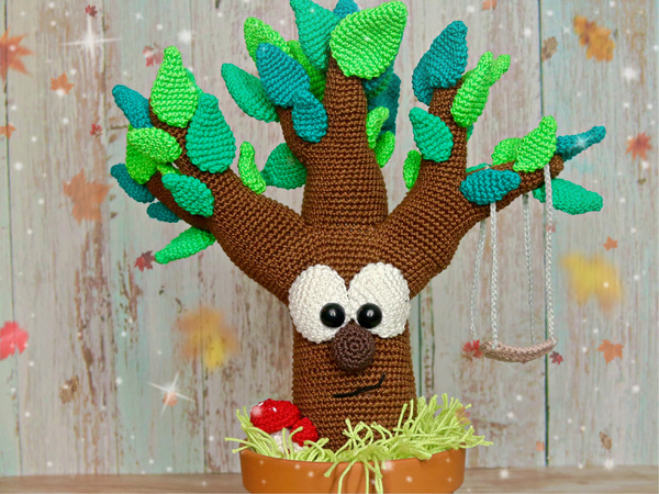 decorative magic tree - crochet pattern